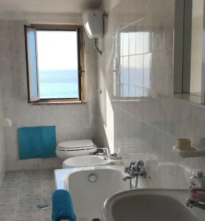 Cozy  flat  With  Romantic  Sunset  View Apartman *