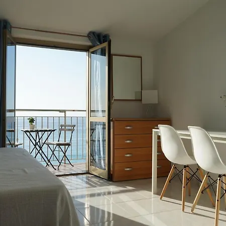 Cozy  flat  With  Romantic  Sunset  View *