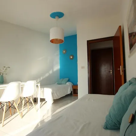 Apartman Cozy  flat  With  Romantic  Sunset  View *